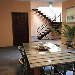 Depa Nogal, Centro